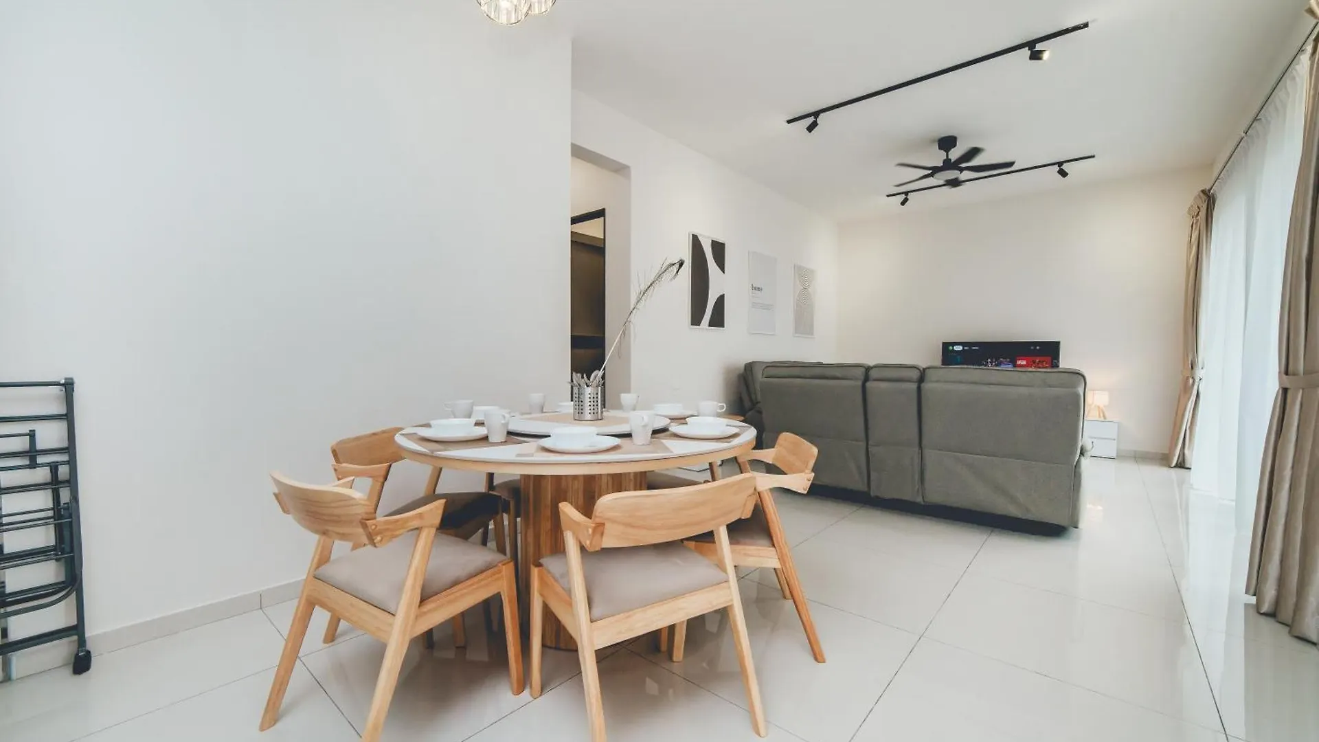 Danga Bay Coastal Bliss 3Br 8Pax W 3Balcony By Our Stay Johor Bahru Apartment
