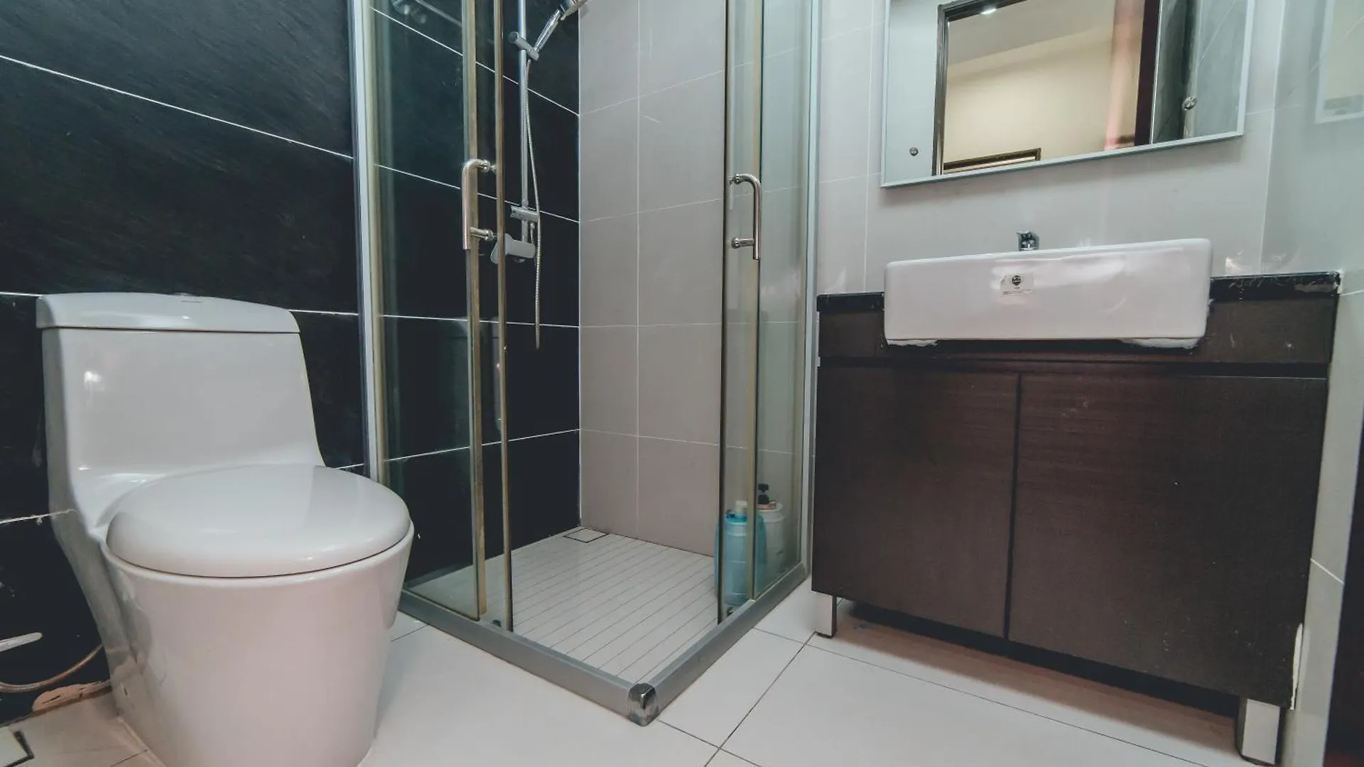 Danga Bay Coastal Bliss 3Br 8Pax W 3Balcony By Our Stay Johor Bahru Apartment