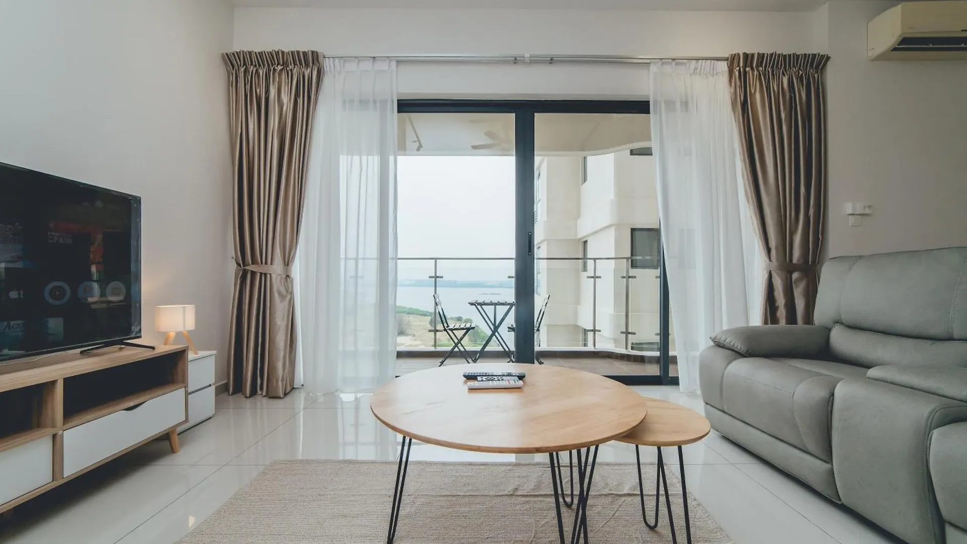 Danga Bay Coastal Bliss 3Br 8Pax W 3Balcony By Our Stay Johor Bahru