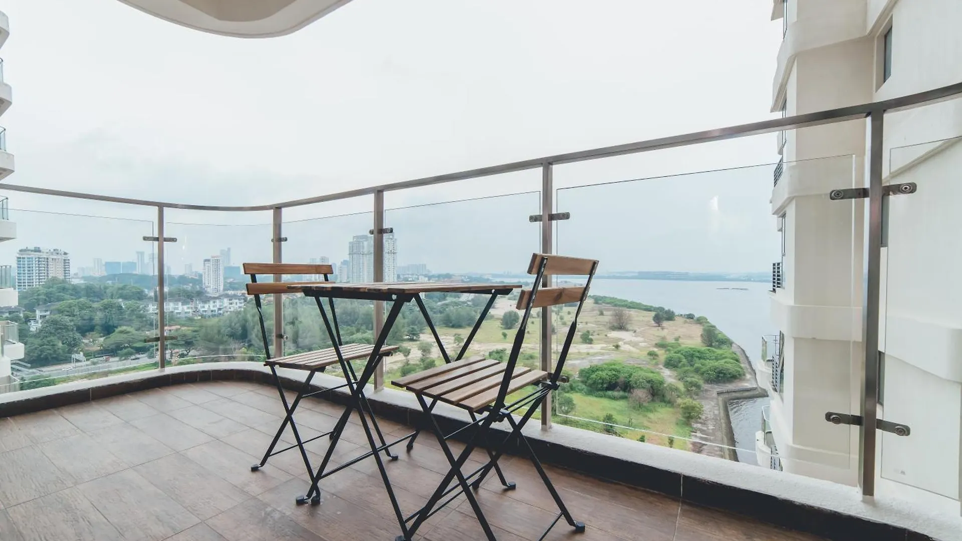 Danga Bay Coastal Bliss 3Br 8Pax W 3Balcony By Our Stay Johor Bahru Malaysia